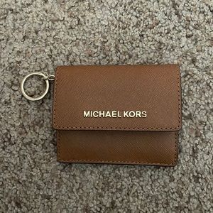 Michael kors mini wallet